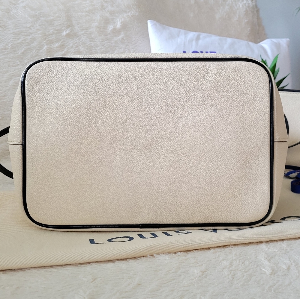 💕LIMITED Edition Louis Vuitton Neo Crafty Giant Noe Ivory Creme Black Empreinte - Picture 16 of 16